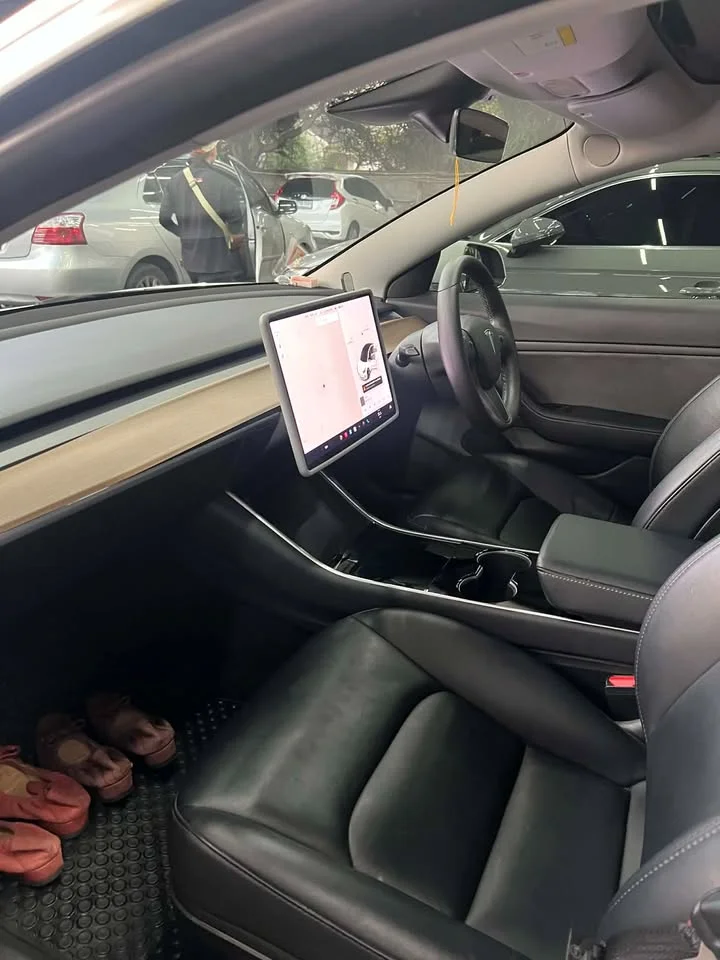 2020 Tesla Model 3 3