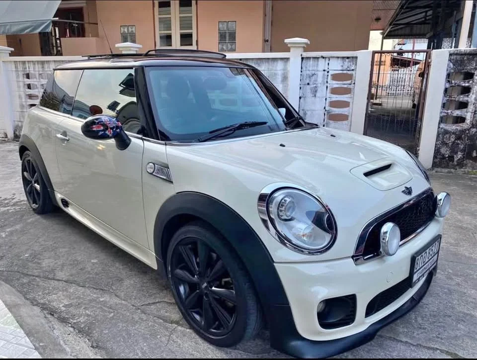 2011 Mini Clubman I 3