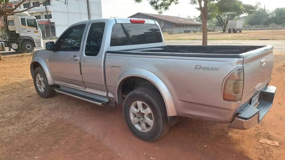 2005 Isuzu D-Max I 3