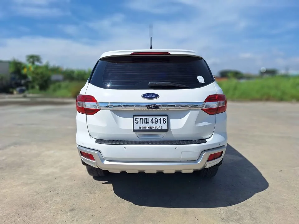 2016 Ford Everest II 3