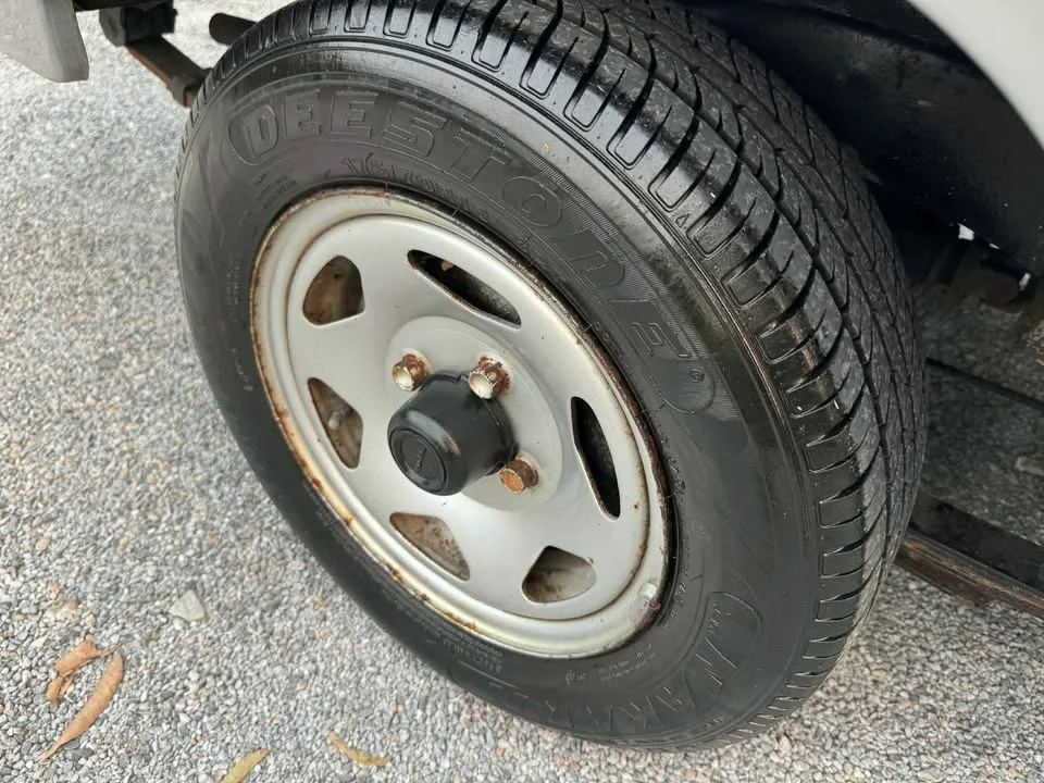 1995 Mazda B-series (Familia) III 3