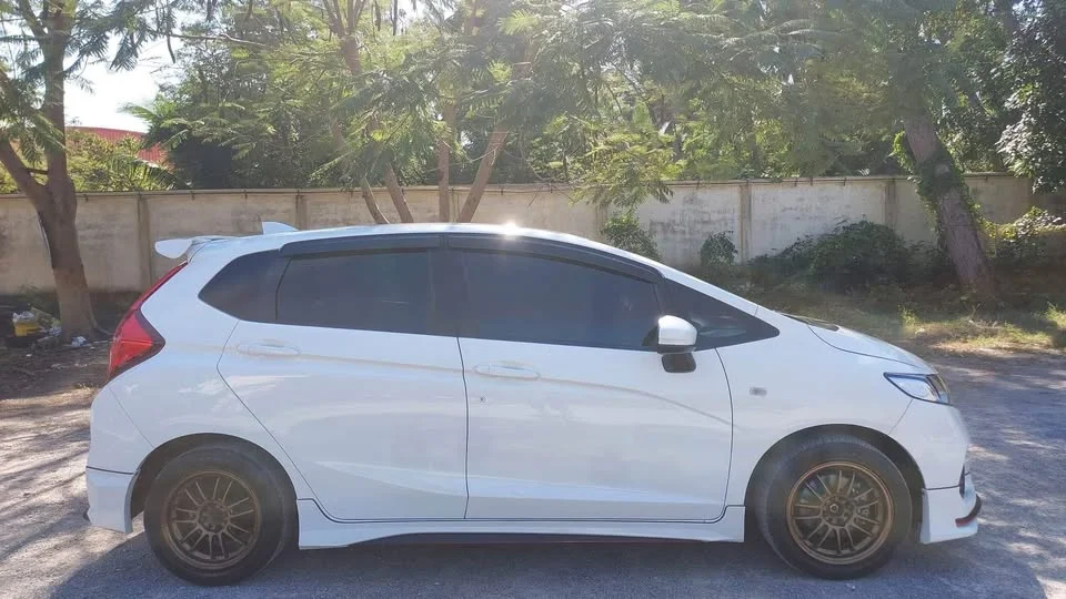 2020 Honda Jazz III 3