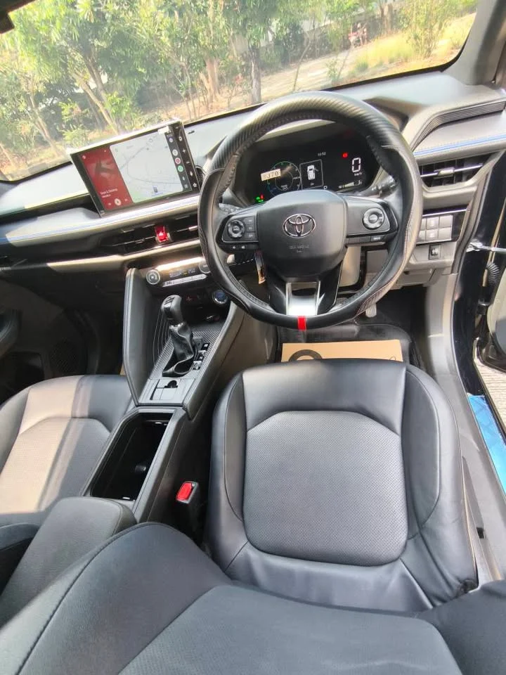 2024 Toyota Yaris Cross AC200 3
