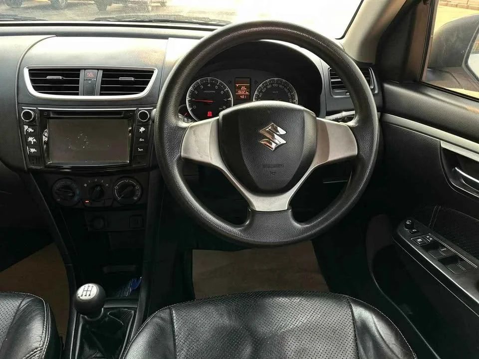 2012 Suzuki Swift II 2