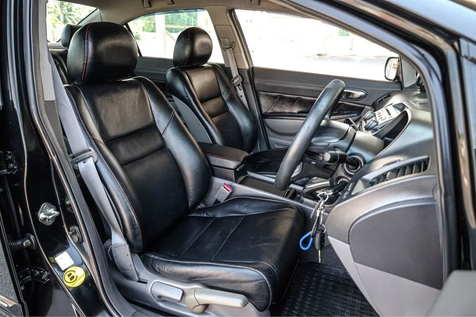 2011 Honda Civic VIII 2