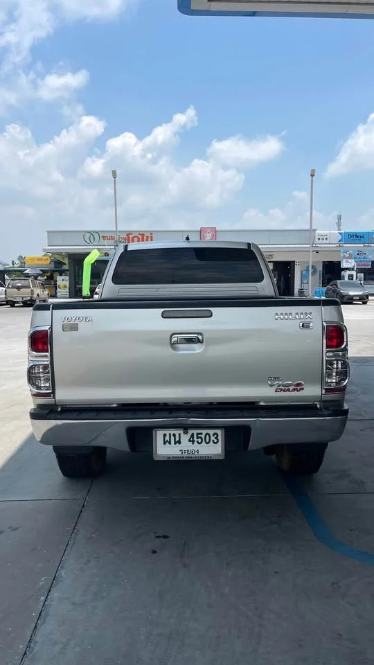 2014 Toyota Hilux VII 2