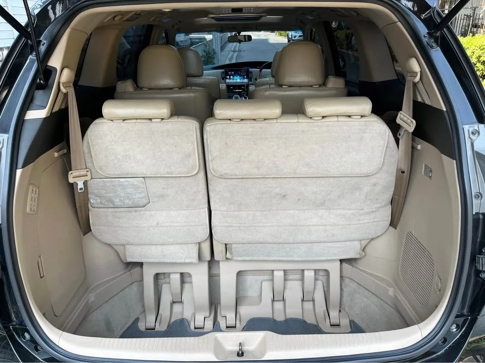 2016 Toyota Estima III 3