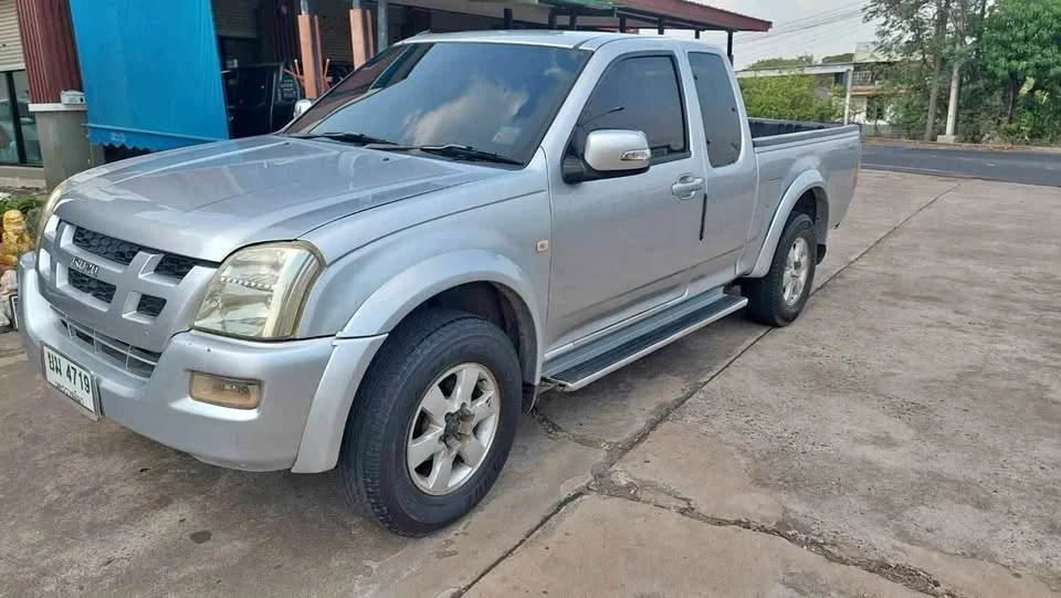 2005 Isuzu D-Max I 2