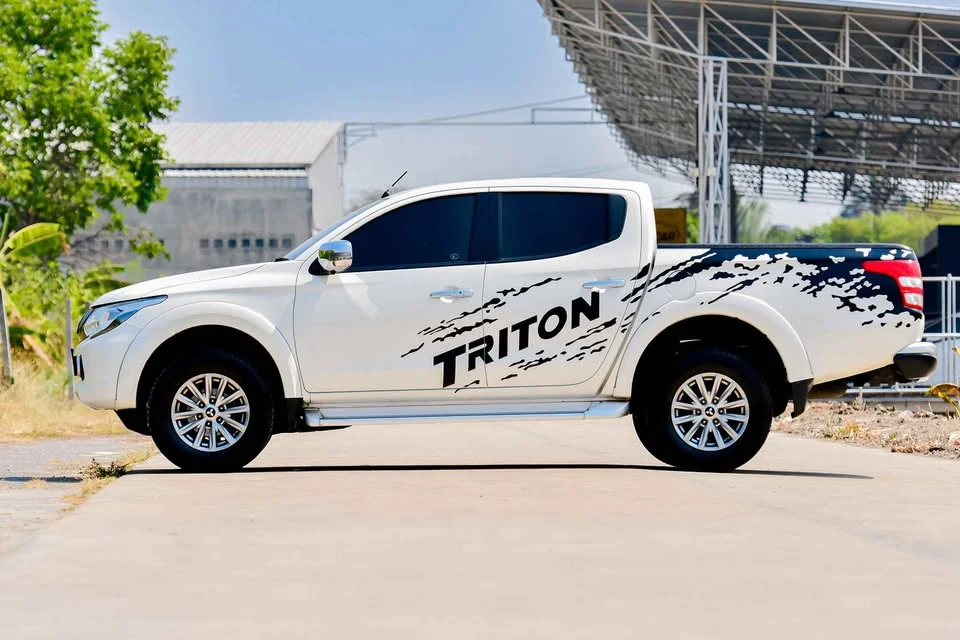 2018 Mitsubishi Triton V 2