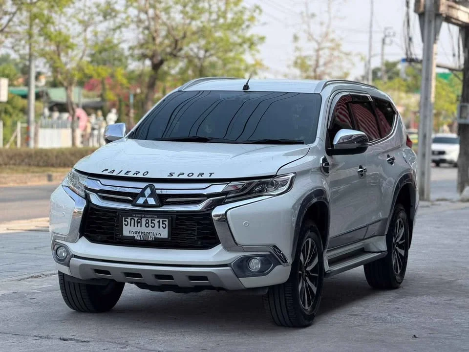 2015 Mitsubishi Pajero Sport III 3