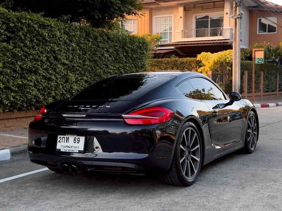 2013 Porsche Boxster and Cayman III 2