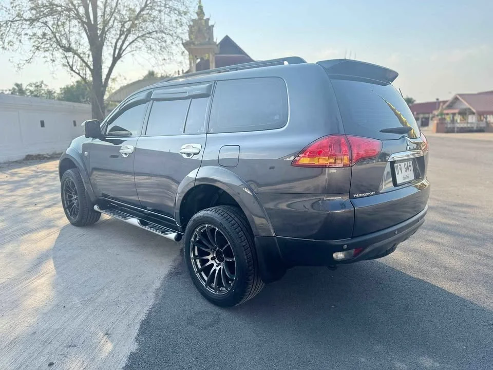 2011 Mitsubishi Pajero Sport II 3