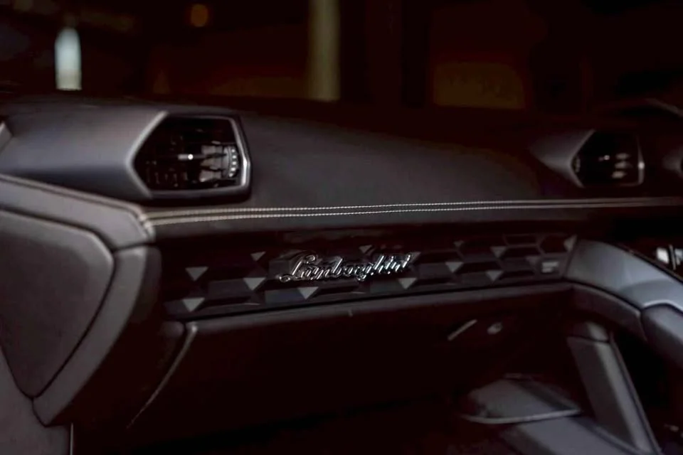 2015 Lamborghini Huracan 2