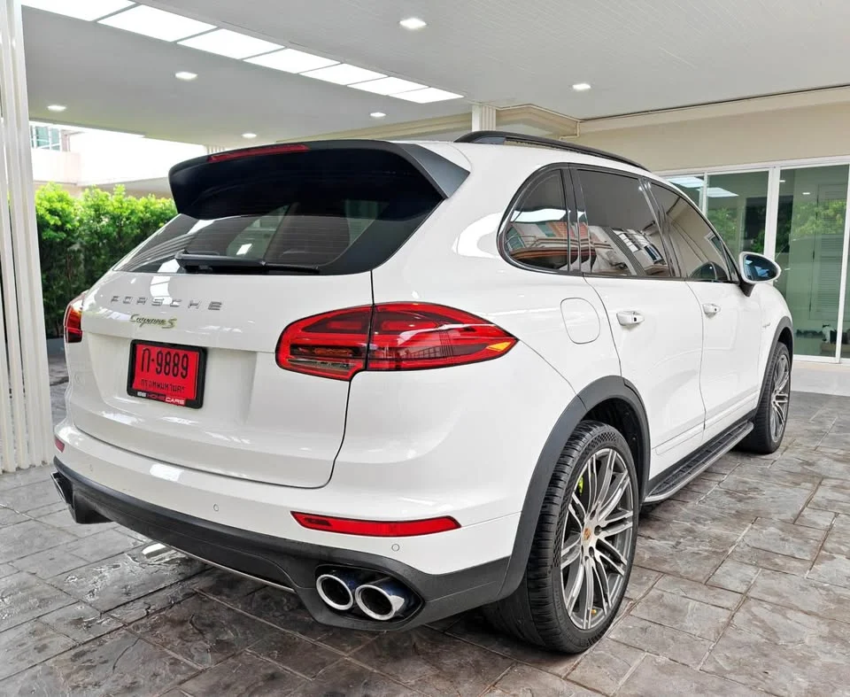 2015 Porsche Cayenne II 2