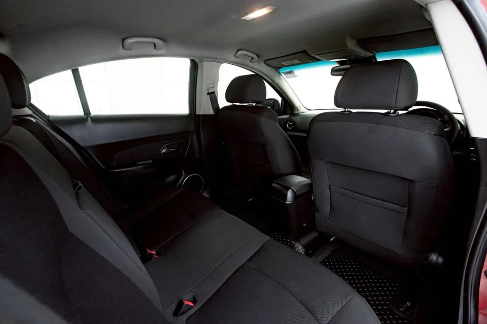 2011 Chevrolet Cruze I 2