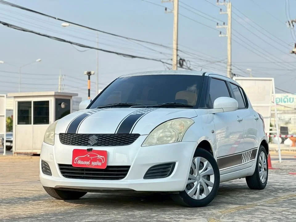 2012 Suzuki Swift II 2