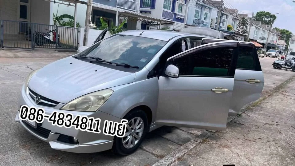 2011 Proton Exora 2