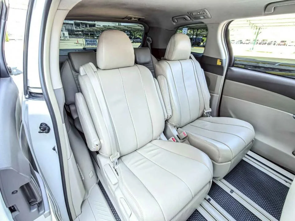 2009 Toyota Estima III 3