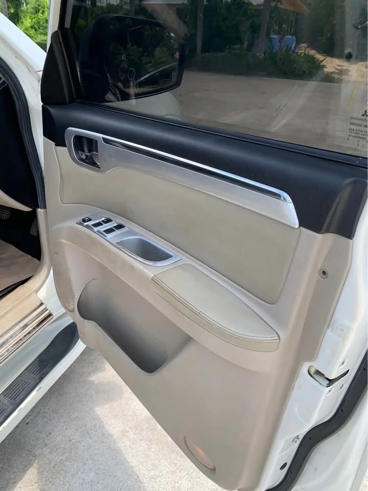 2010 Mitsubishi Pajero Sport II 2