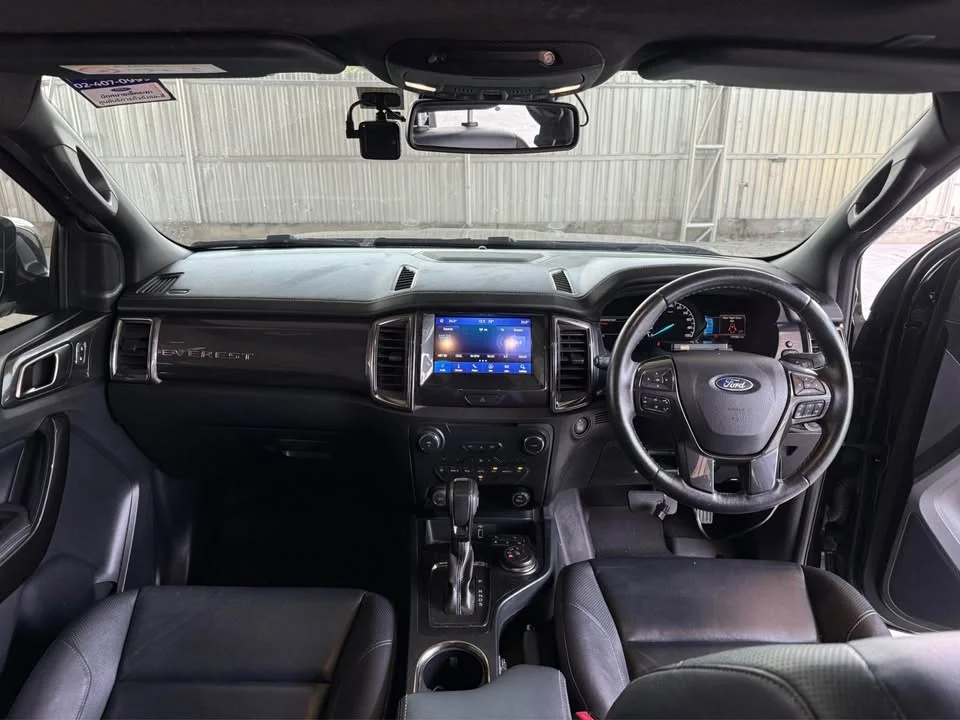 2020 Ford Everest II 3