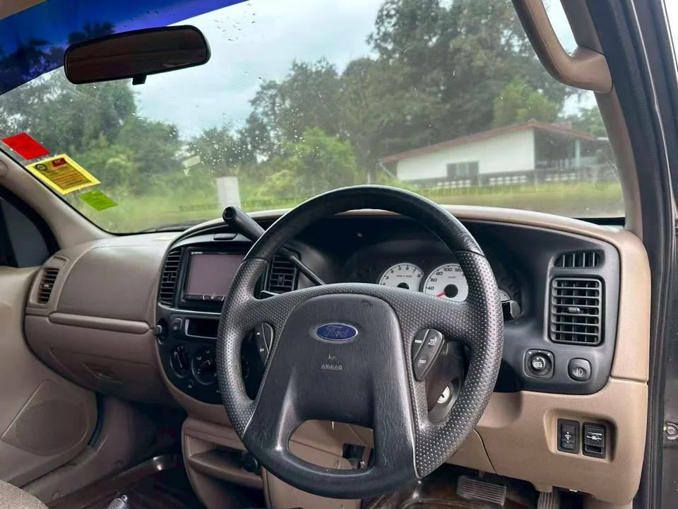 2004 Ford Escape I 2