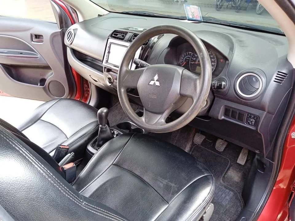 2013 Mitsubishi Attrage VI 2