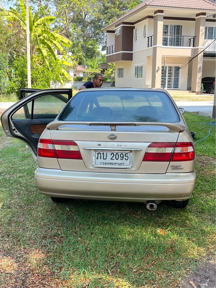 2000 Nissan Sunny IV 3