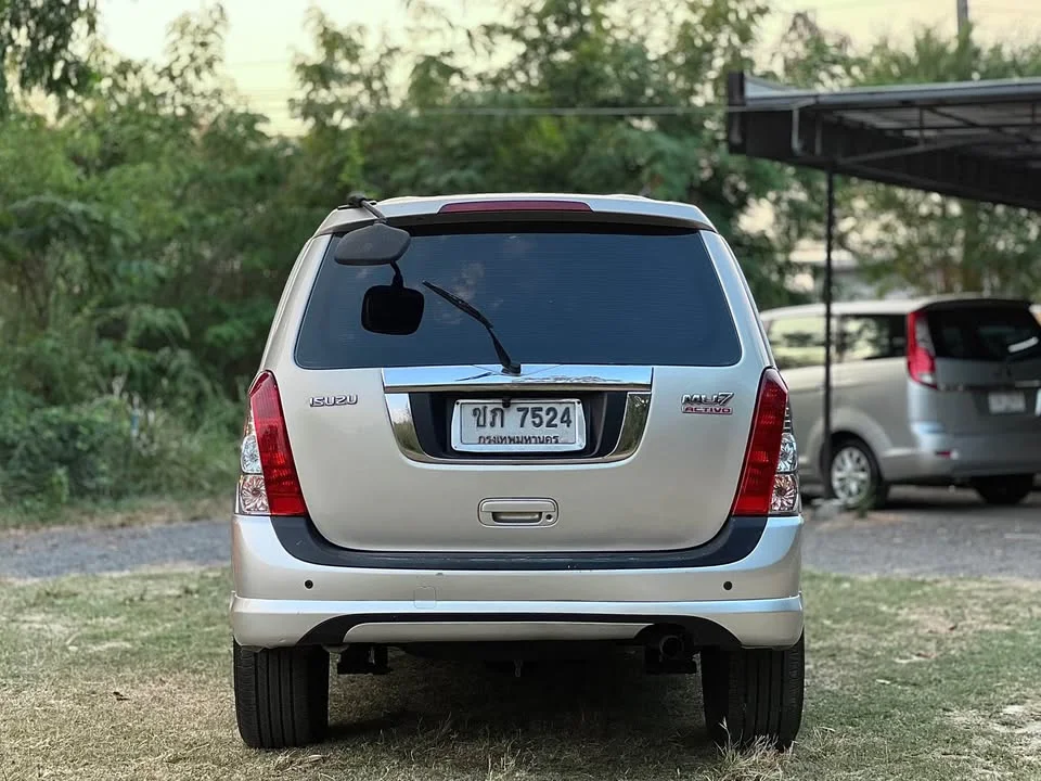 2007 Isuzu MU-7 2