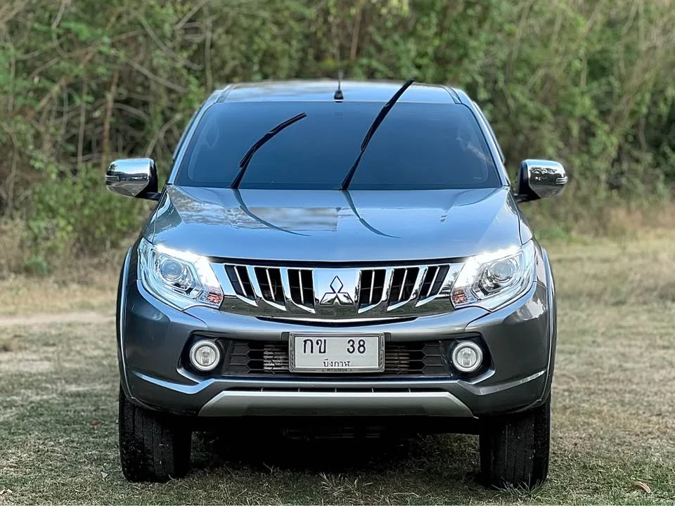 2015 Mitsubishi Triton V 3