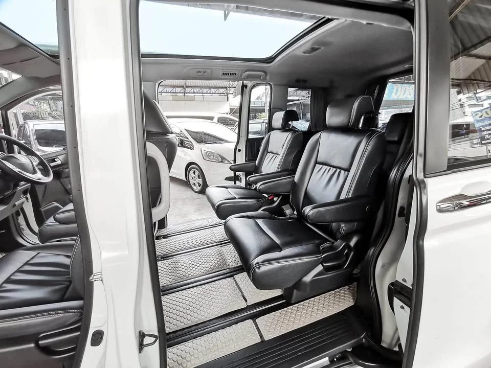 2014 Honda Stepwgn IV 3