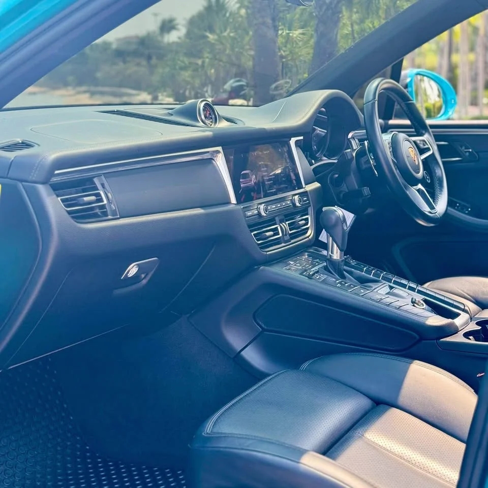 2021 Porsche Macan I 3