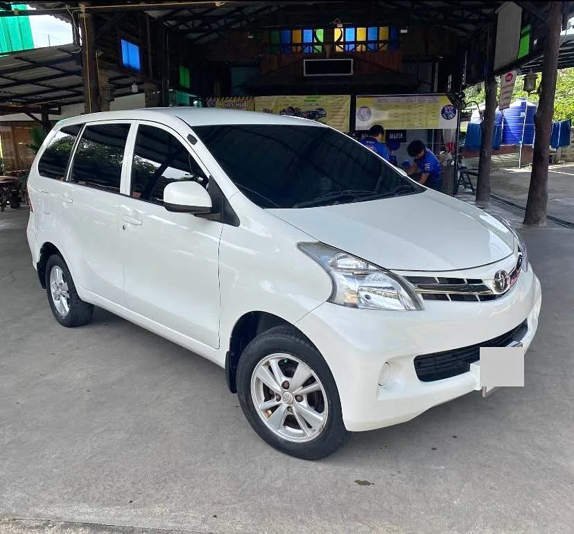 2012 Toyota Avanza II 3