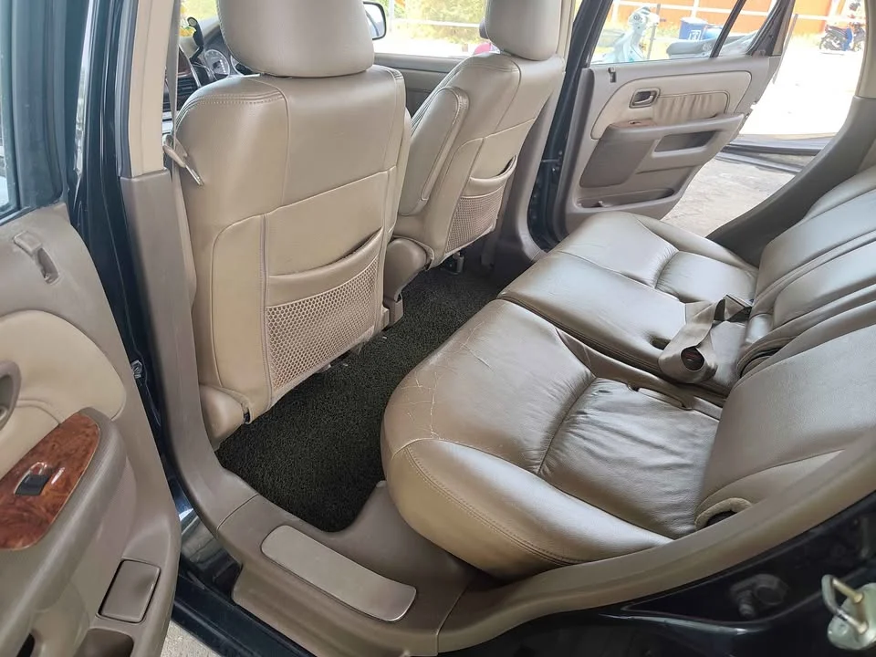 2004 Honda CR-V II 2