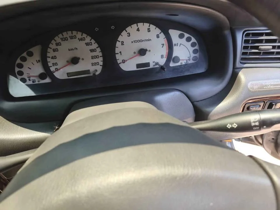 2002 Nissan Sunny IV 3