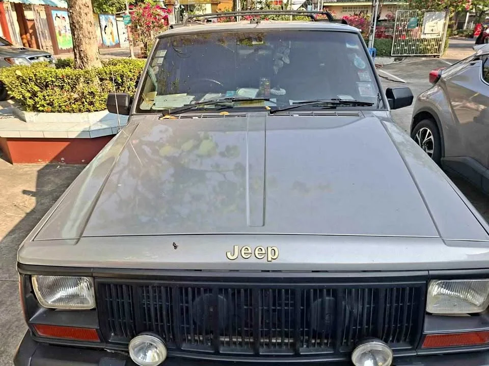 1996 Jeep Cherokee XJ 3