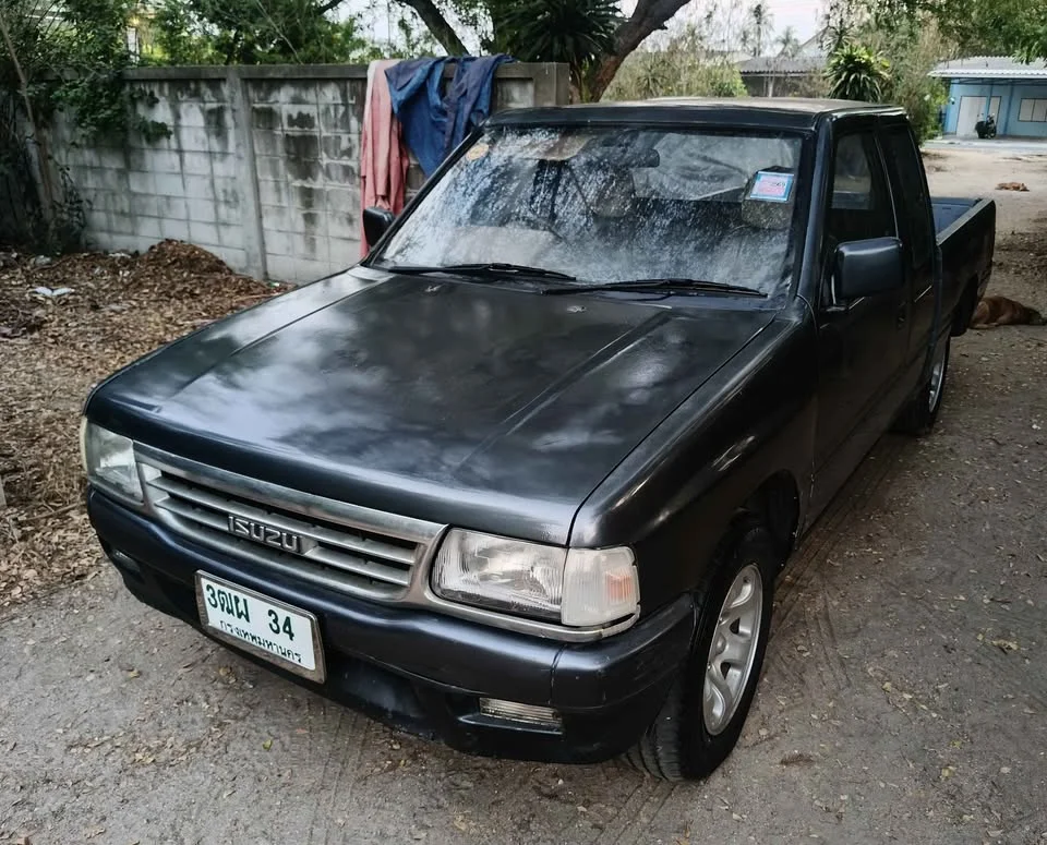 1992 Isuzu TFR III 3
