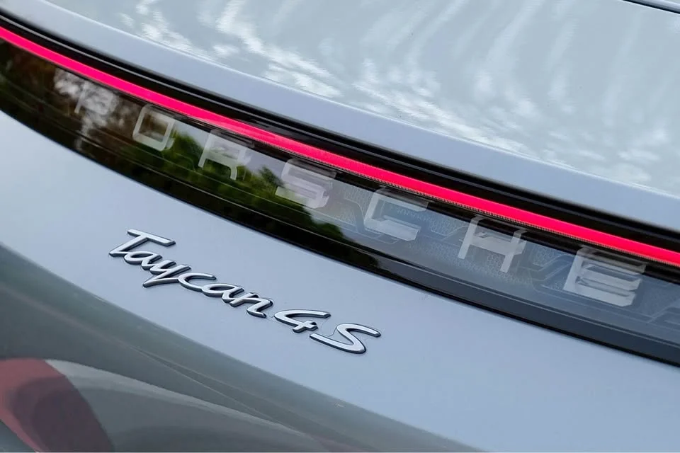 2021 Porsche Taycan 9J1 3