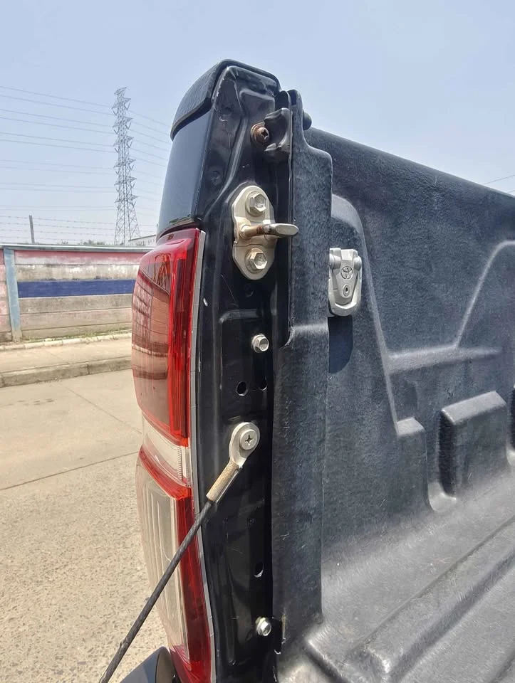 2013 Toyota Hilux VII 3