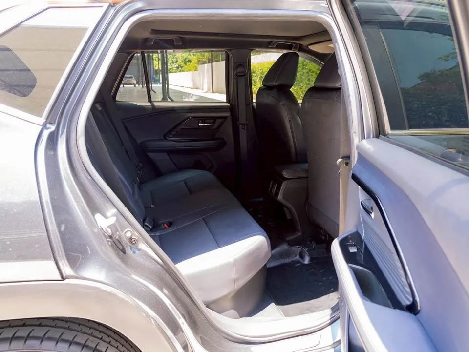 2024 Toyota Yaris Cross AC200 3