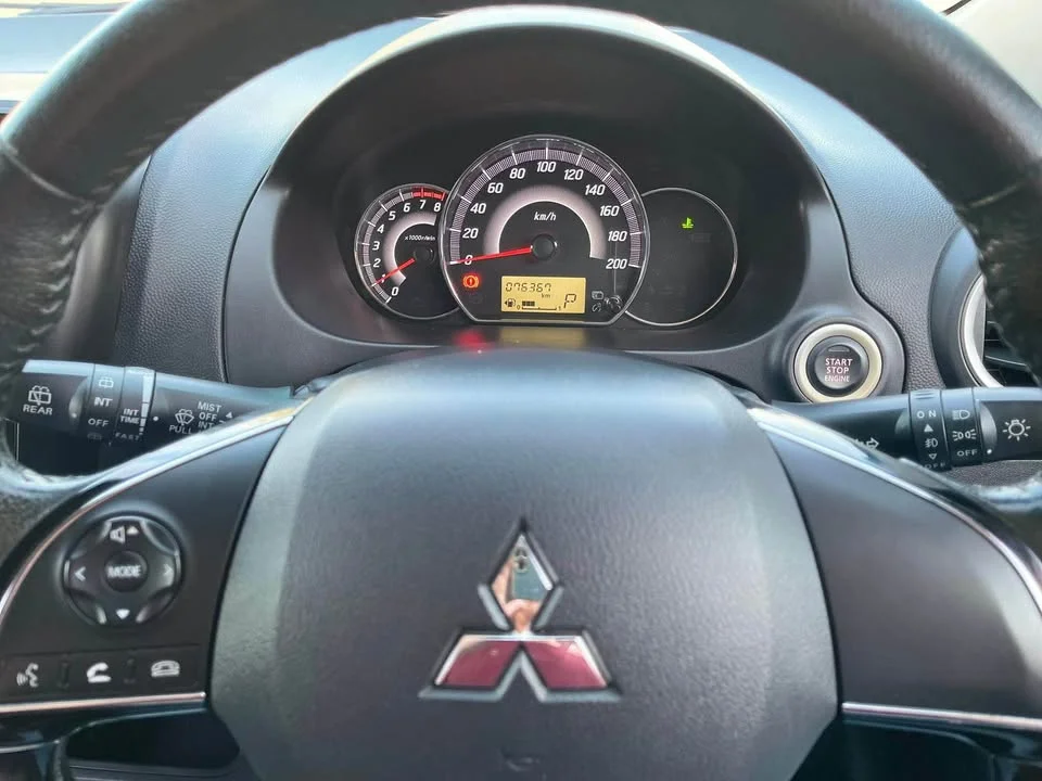2016 Mitsubishi Mirage VI 3