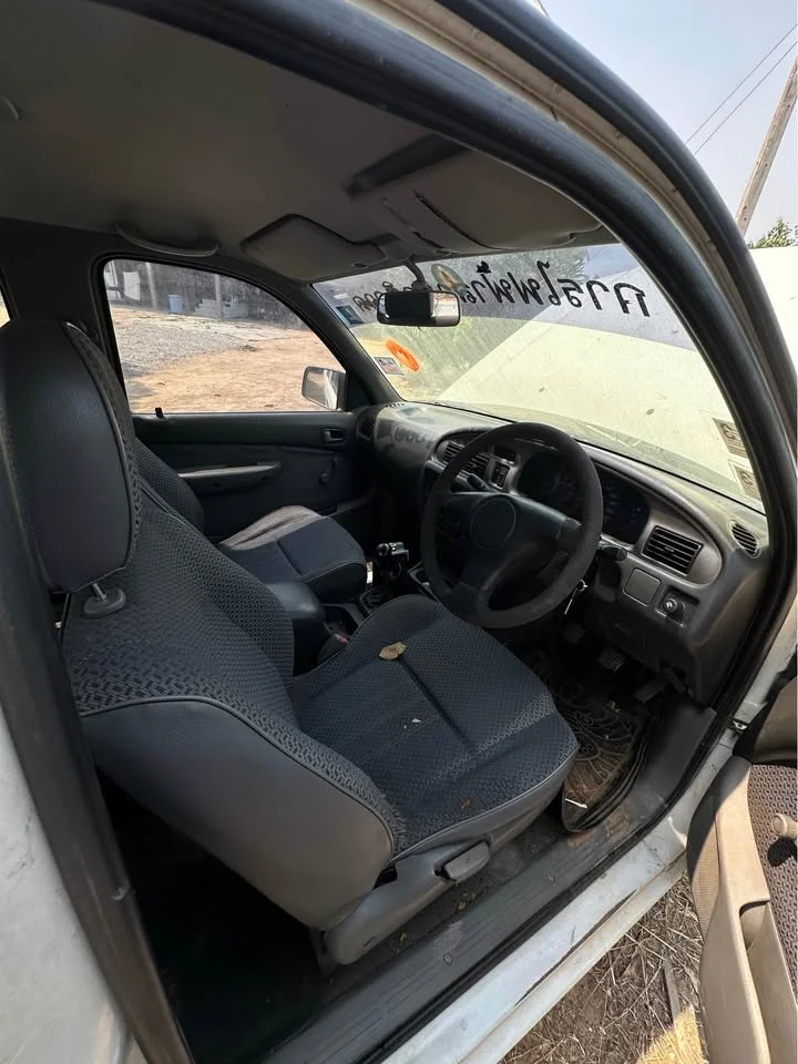 Mazda 2500 Fighter V 2