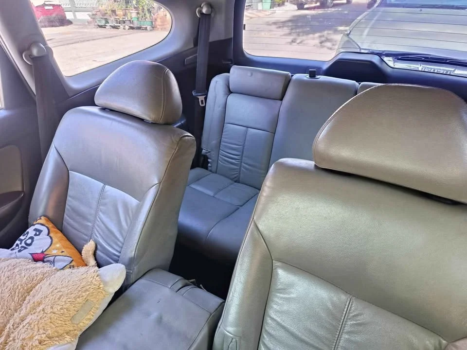 2002 Honda Stream I 3