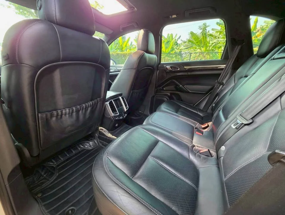 2010 Porsche Cayenne II 3