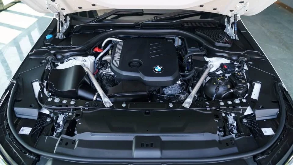 2025 BMW 5er VIII 2