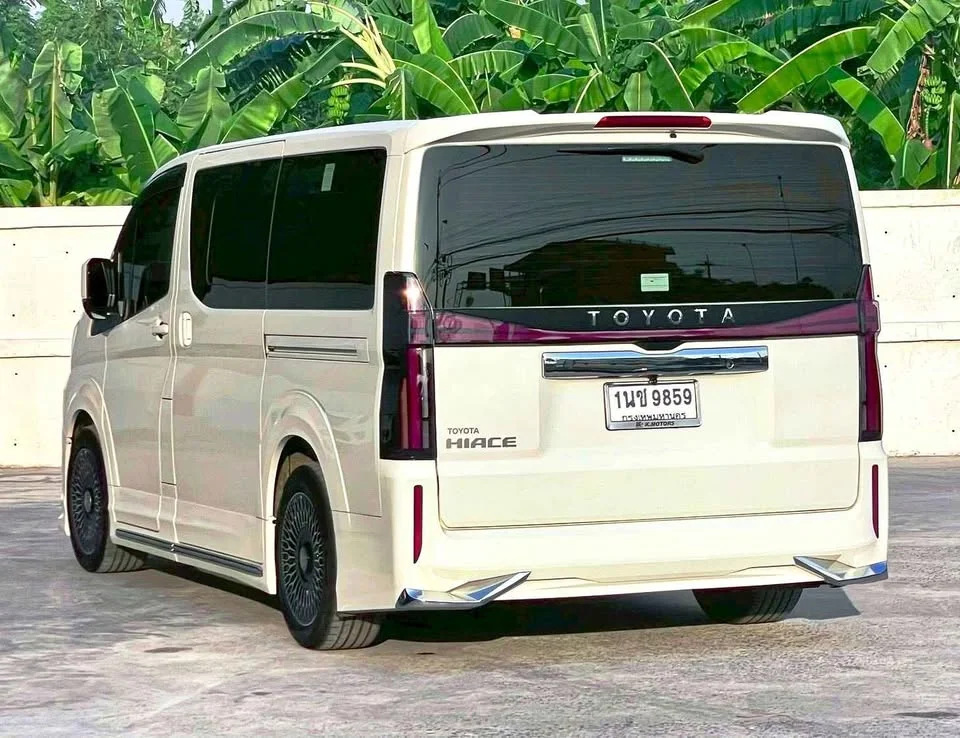 2024 Toyota HiAce VI (H300) 2