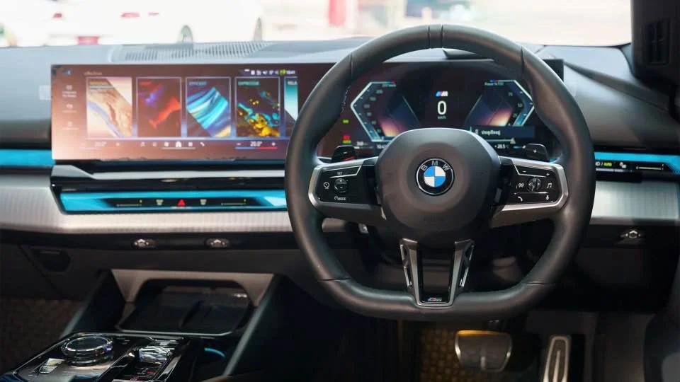 2025 BMW 5er VIII 3