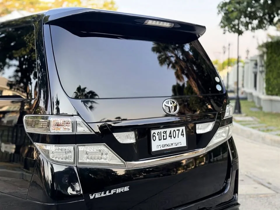 2011 Toyota Alphard, Vellfire II (AH20) 3
