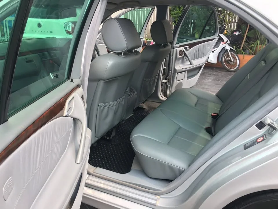 2001 Benz E-Class W210 3