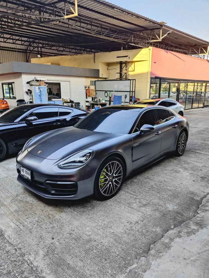 2021 Porsche Panamera II 2