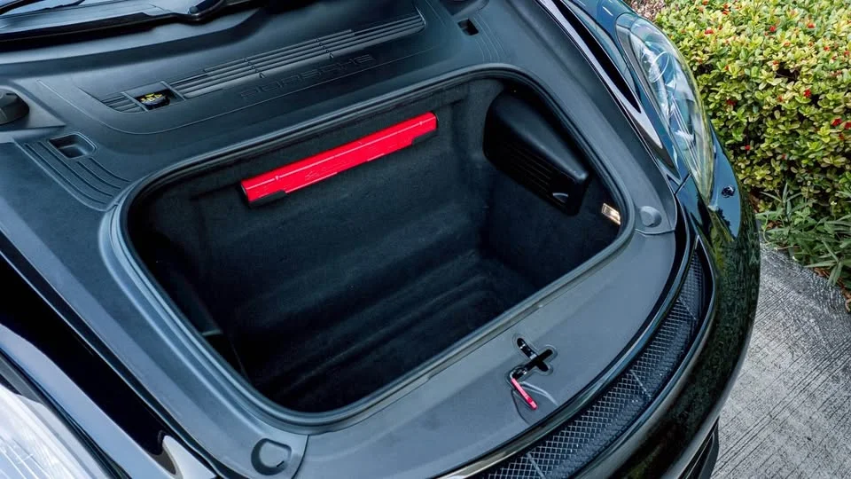2016 Porsche Boxster and Cayman III 2